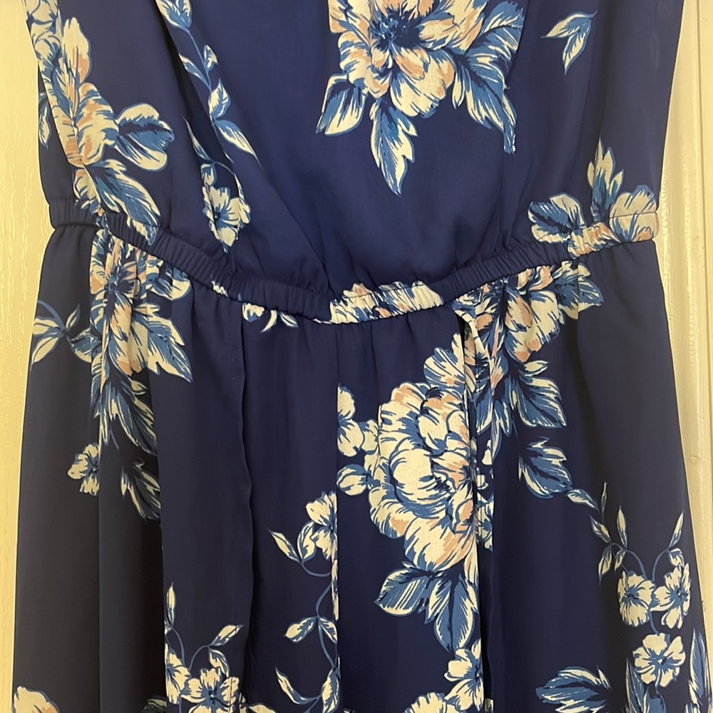 Lily White Size Medium Romper - image 4